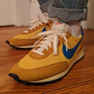Vintage Nike LDV Running Shoes